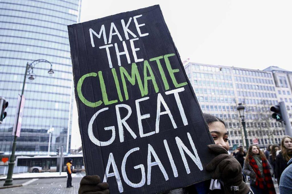 Trump declara la “emergencia energética”, y los ambientalistas alertan sobre la mergencia climática.