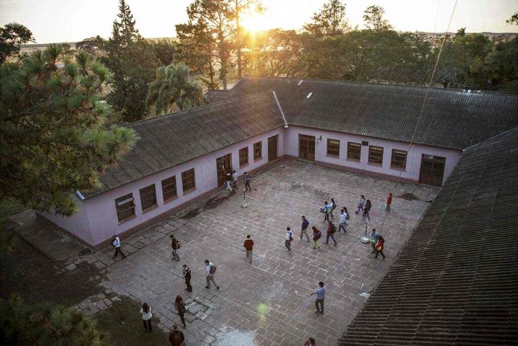 Cierre de escuelas rurales en la provincia de Entre Rios.
