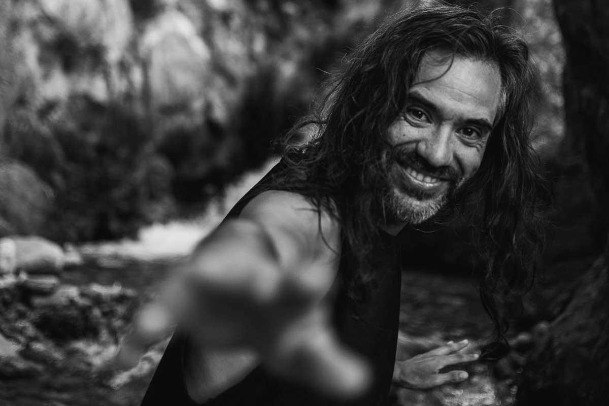 Entrevista a osé Luis Aguirre, artista del folklore actual argentino.