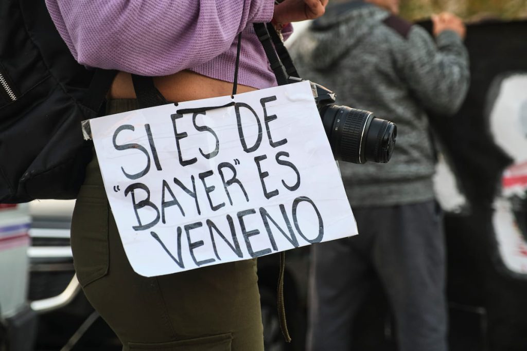 Europa aliada a las corporaciones para colonizar las semillas