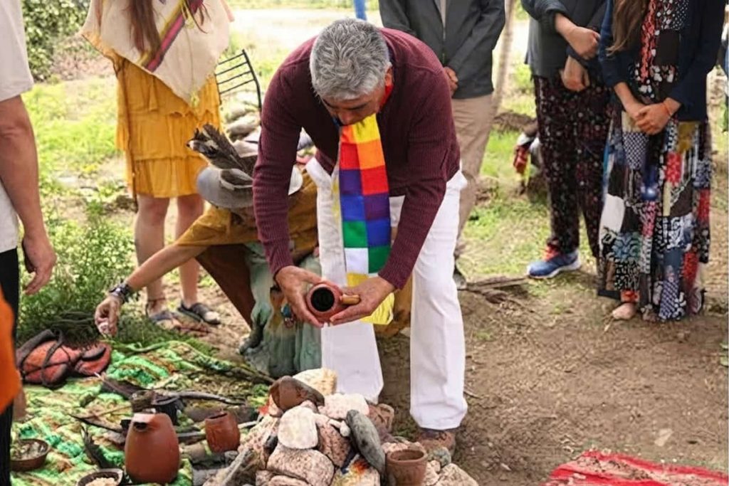 Hay que sacrificar a las empresas para que vivan los Pueblos y su cultura